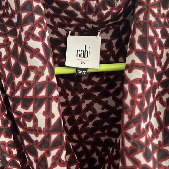 Cabi Venus Cowl Neck Sleeveless Chiffon Geometric Blouse - Picture 5 of 9